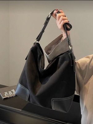 Cartera negra