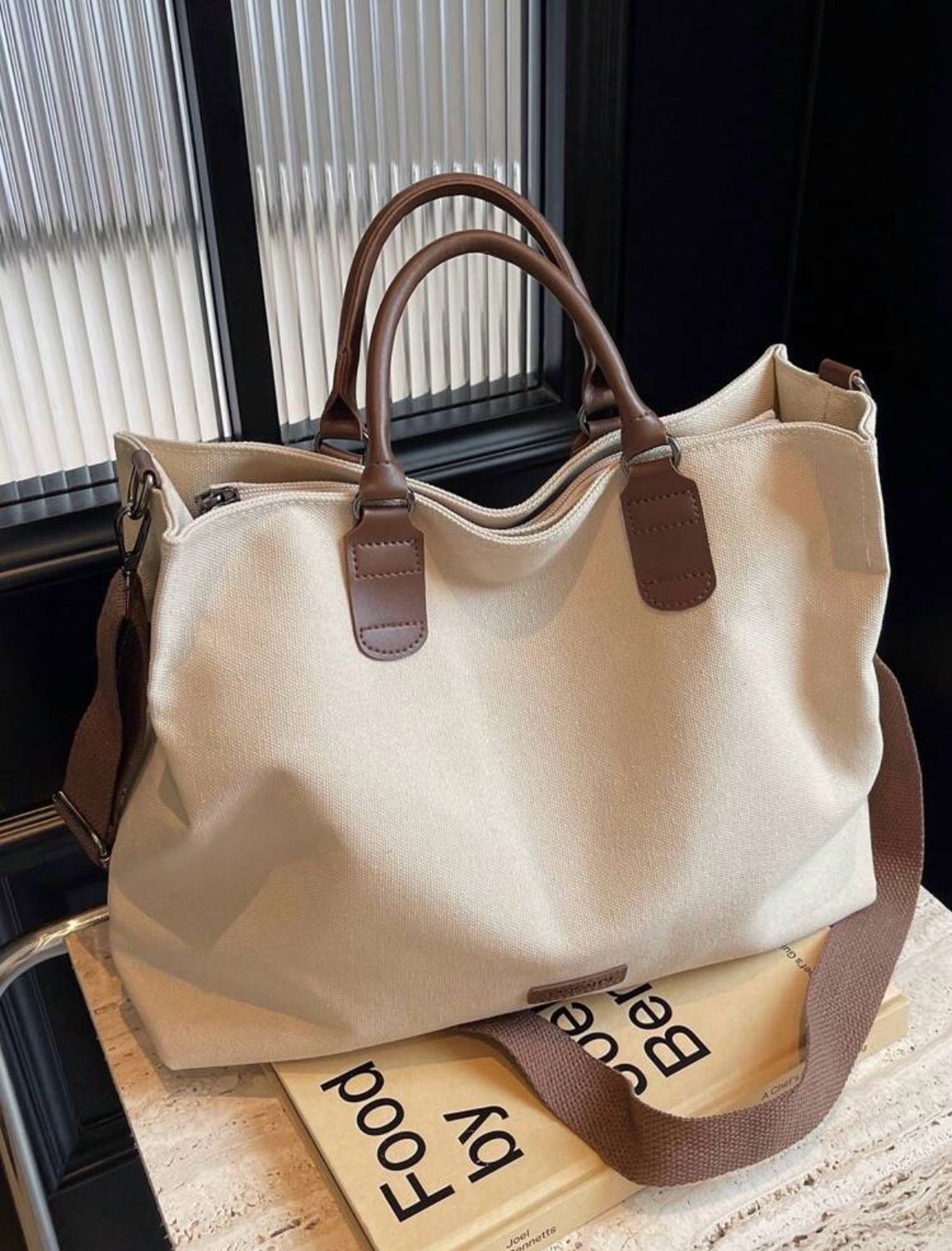 Bolso cruzado beige