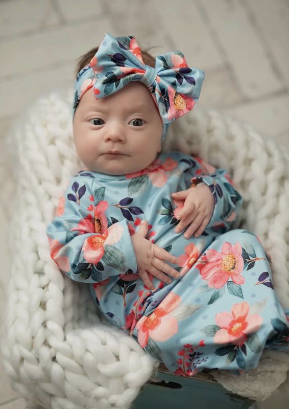 Newborn Gown and Bow