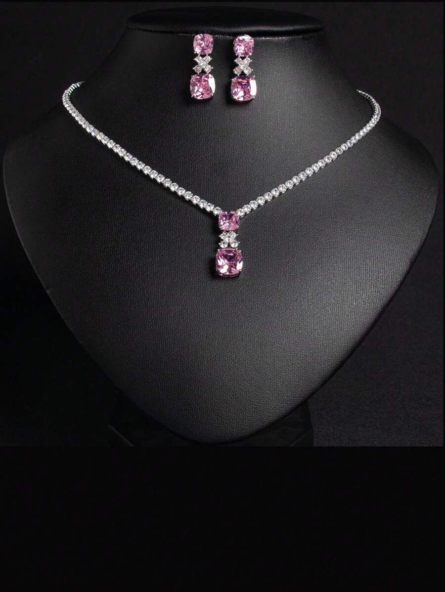 WOMEN'S NECKLACE