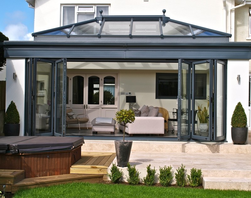 7 Panel Aluminium Bifolding Door