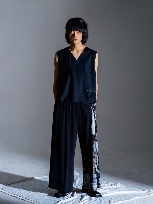 MIRRIGANG TOP (PINSTRIPE)