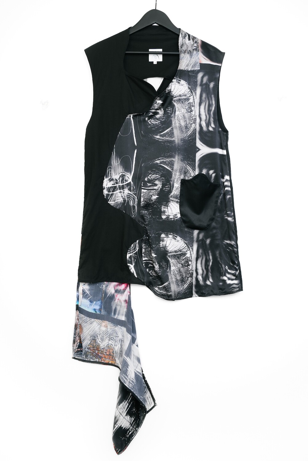 SOUNDWAVE LONG TAIL PRINTS TOP