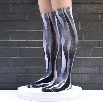 VINCENT LI SOCKS (BLACK C)