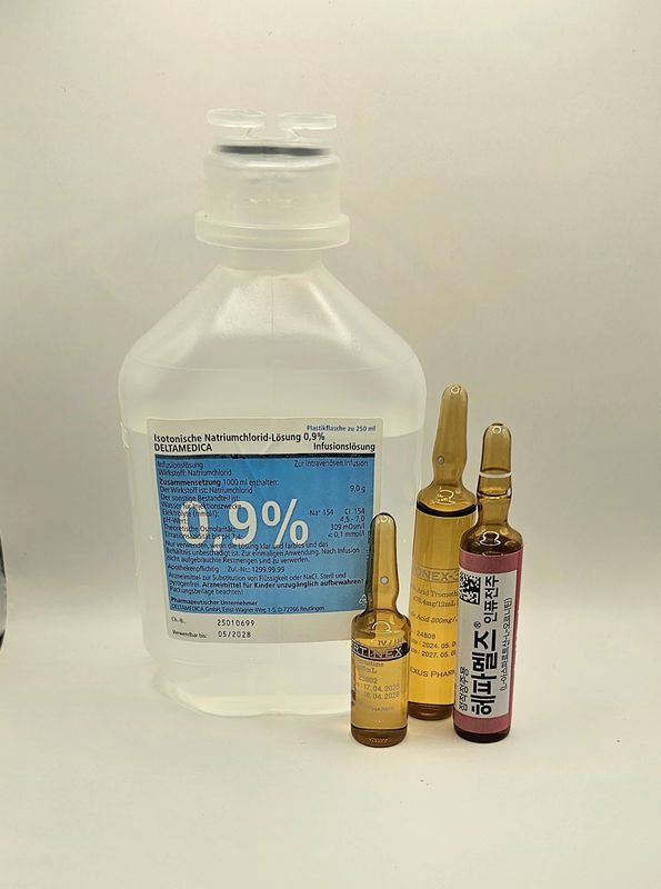 Skinny Drip IV Drip Kit Skinny IV Drip Kit products of Liponex, Cartinex and Hepa Mertz LOLA with 250ml saline bottle from Vitality Vitamin Vials