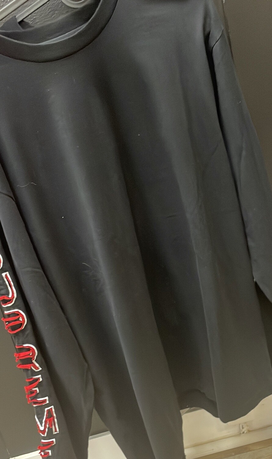 SUPREME LT ARM/WRD BLK (LG)