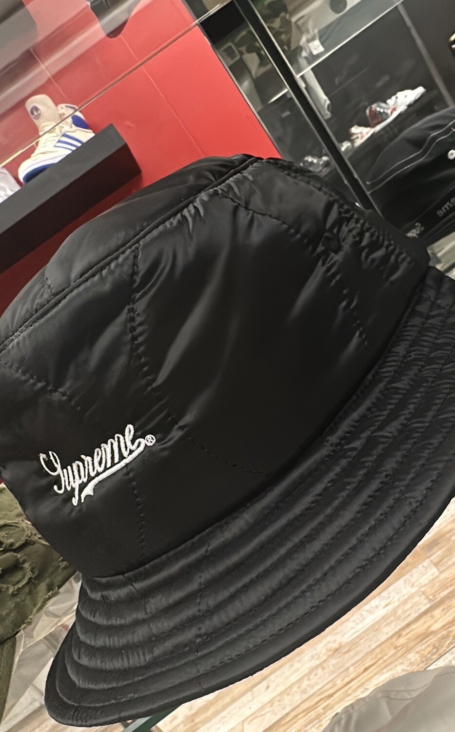 SUPREME BLK BUCKET NYLON