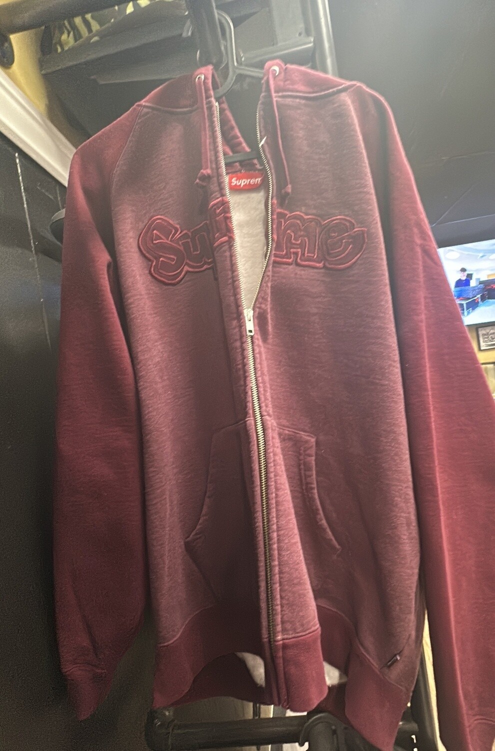 SUPREME GONZ APP HOOD BRDY (XL )