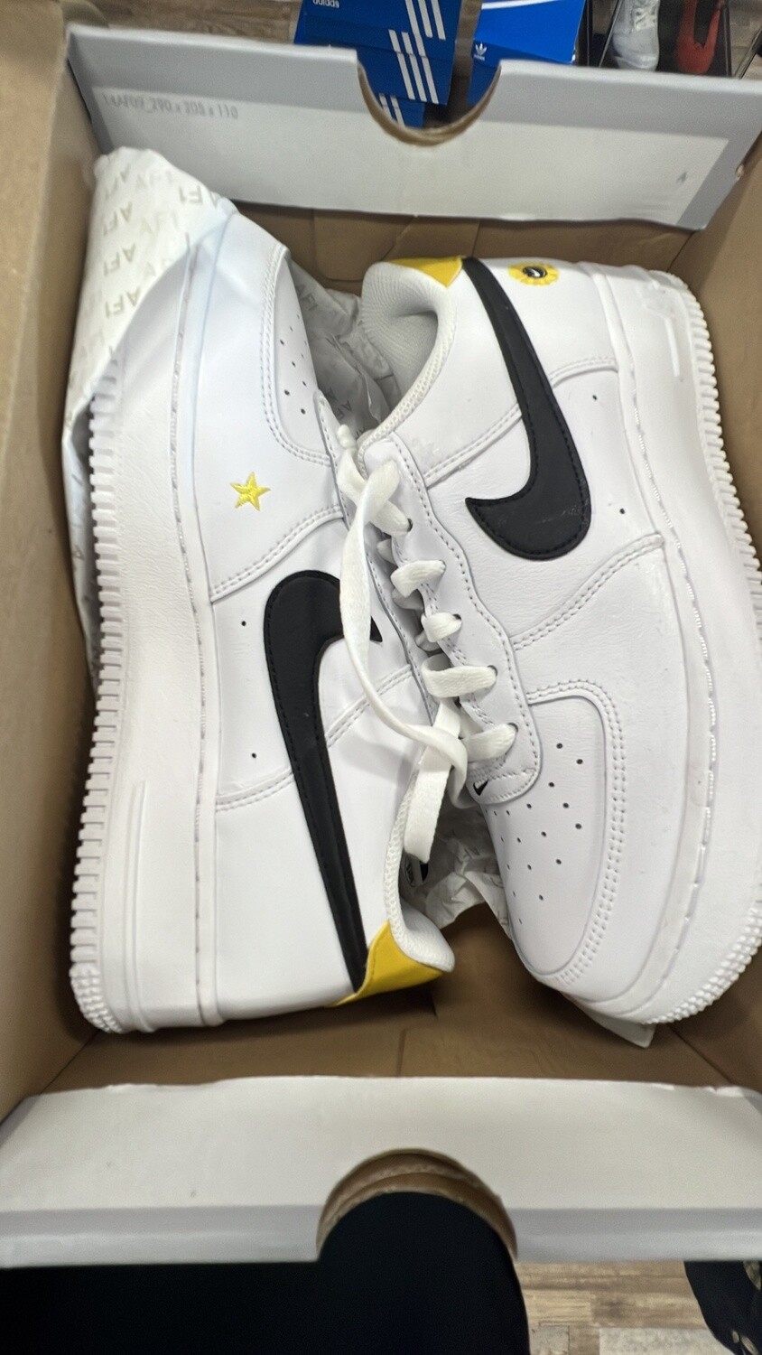 AIR FORCE 1 LV8 (7Y)