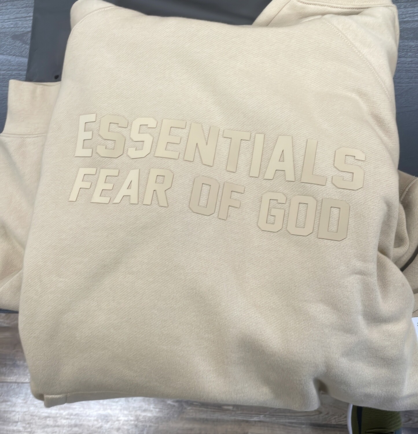 ESSENTIALS HOODIE SAND (S)