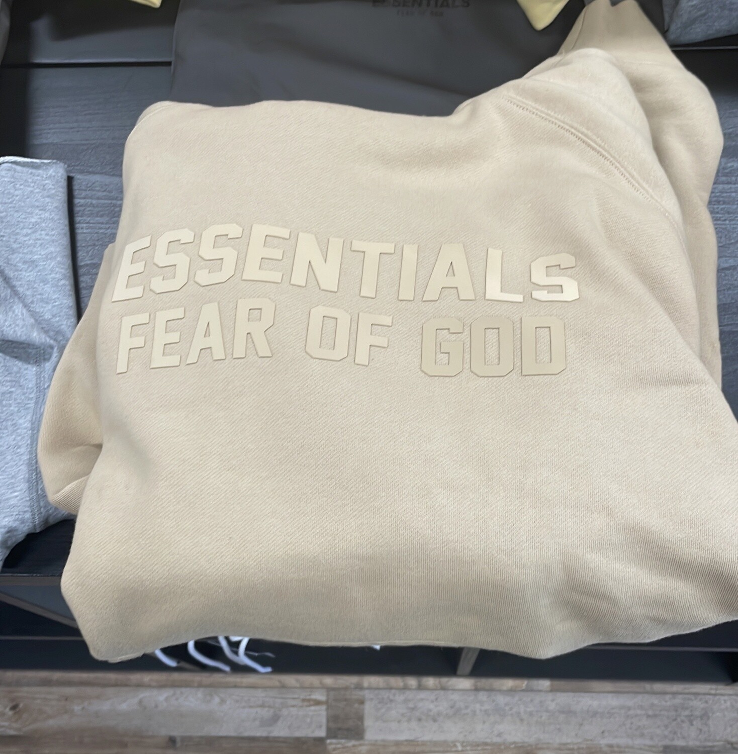 ESSENTIALS HOODIE SAND (XLG)