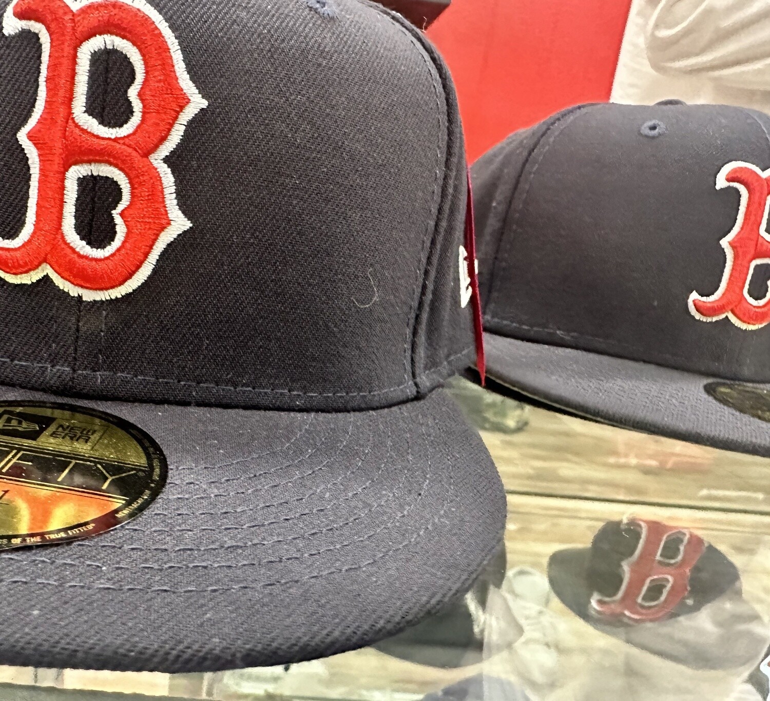 BOS RD/BLU APLHA INDI NEWERA (7-5/8)