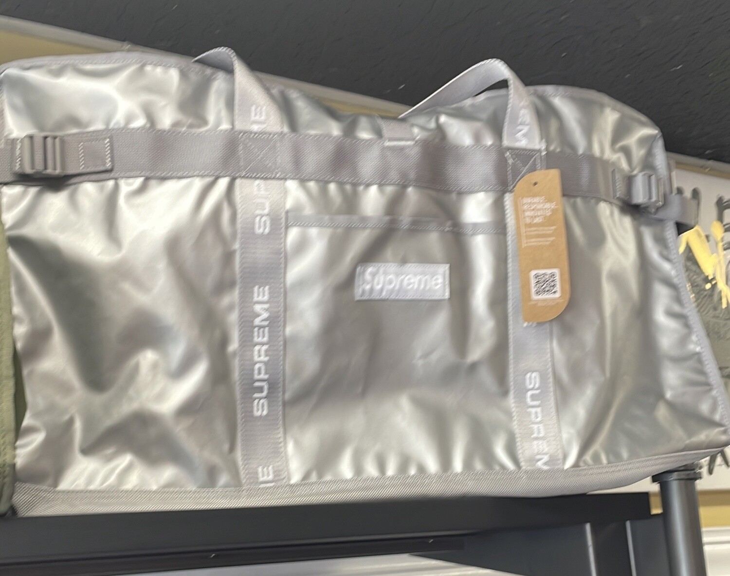 SUPREME HAUL TOTE SILVER
