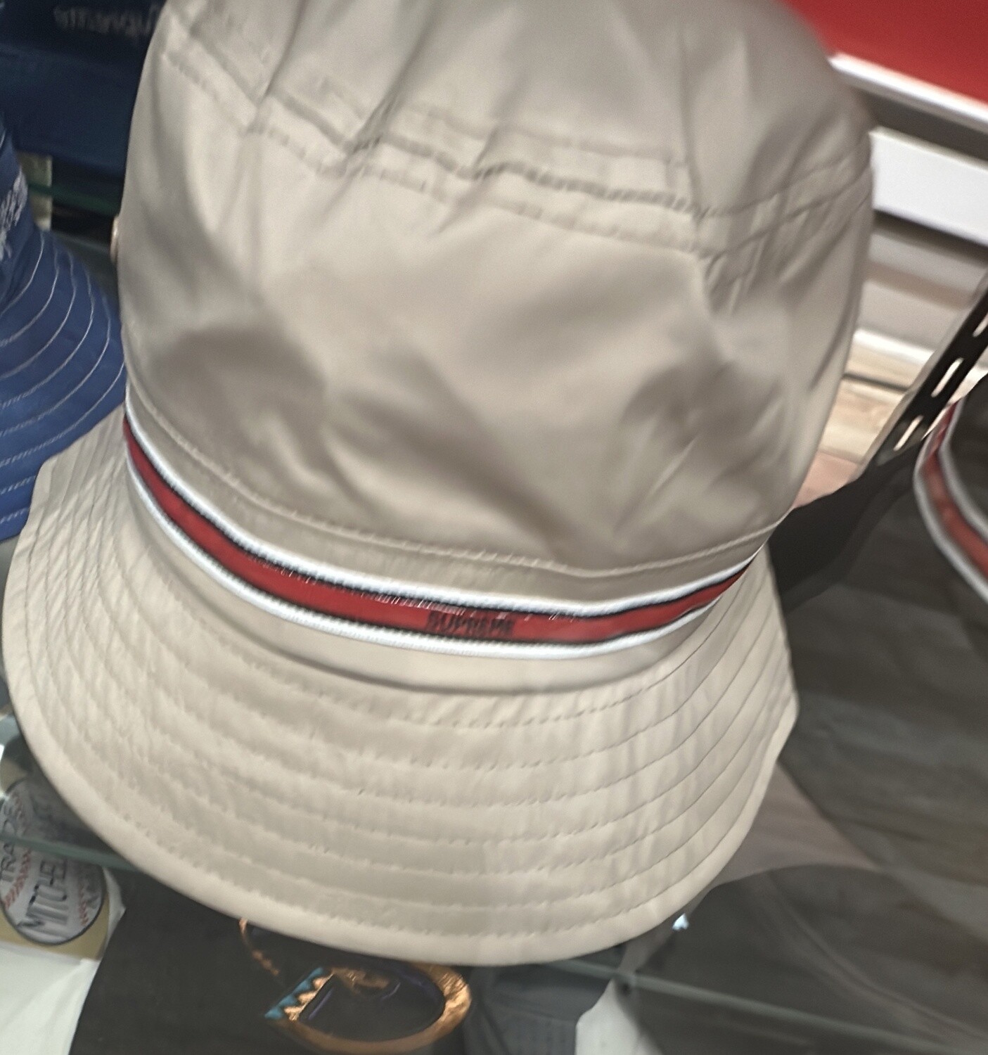SUPREME TAN SIL RED STRIP