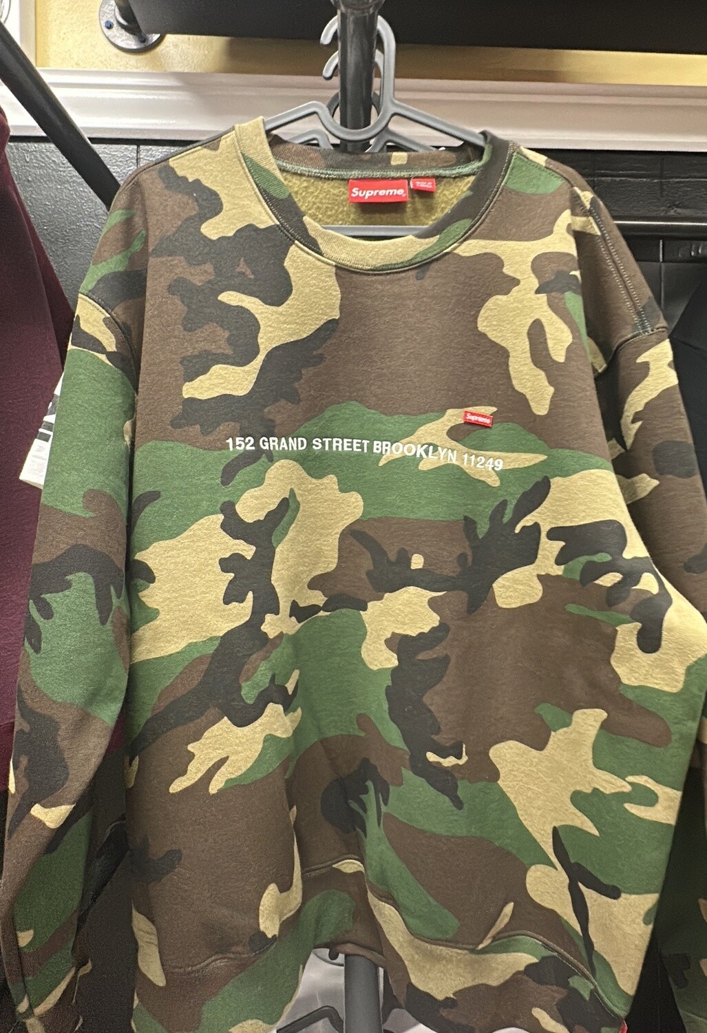 SUPREME ARMY SWTR CAMO (SM)