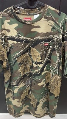 SUPREME T TREES GRN (LG)