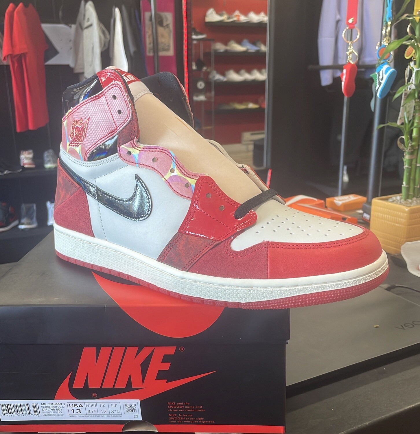 AJ 1 RET HI OG MARVELS (13)