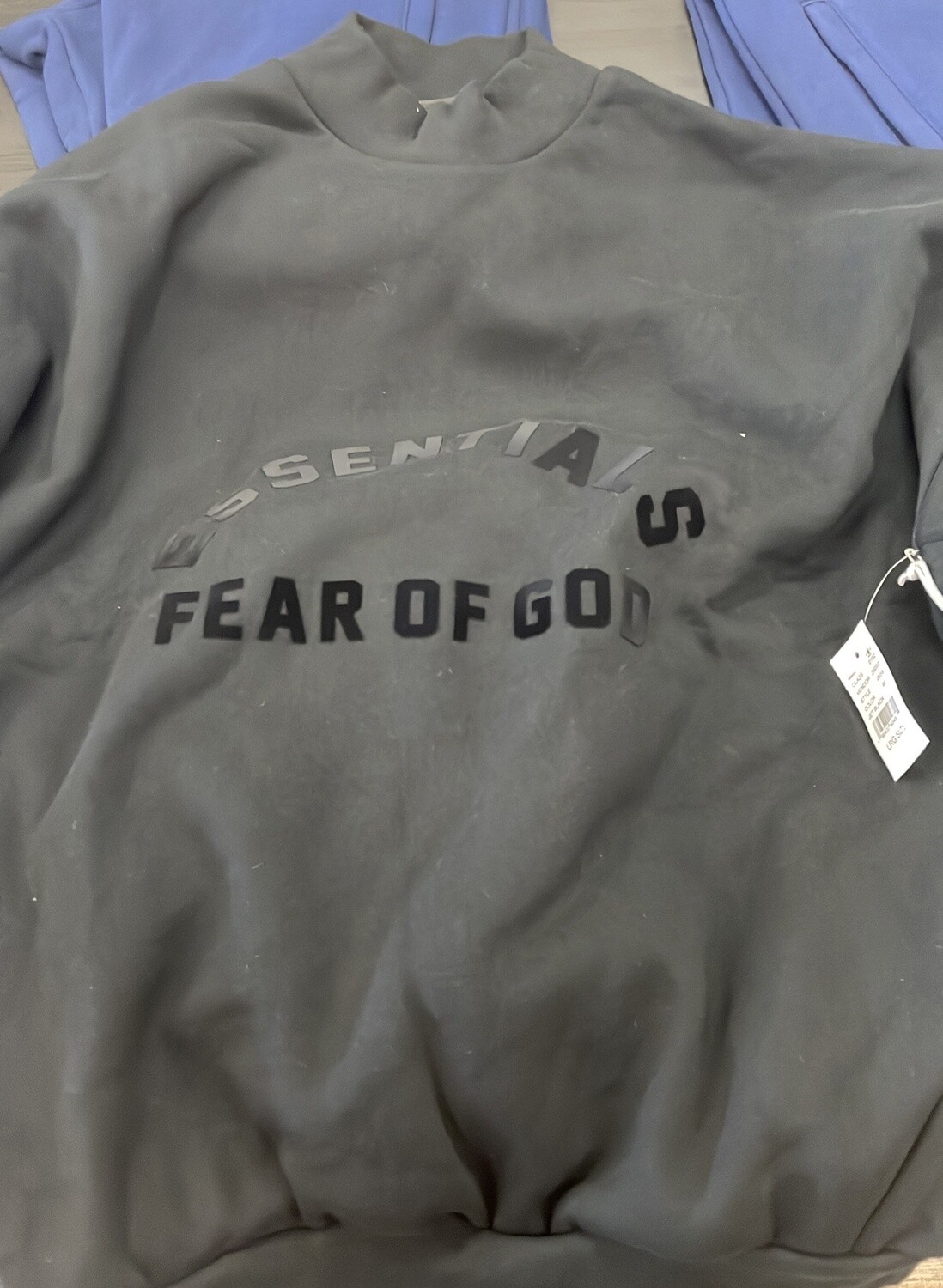 ESSENTIALS SWEATSHIRT JET BLK (L)