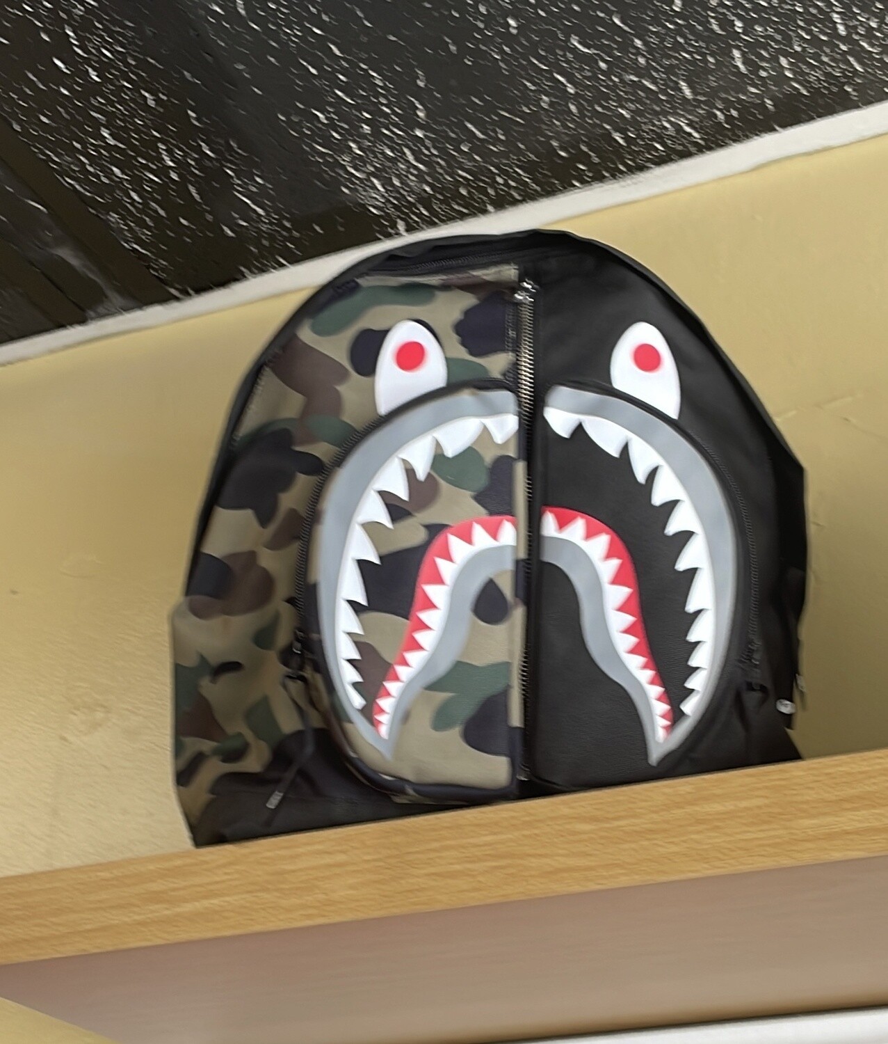 BAPE BACKPACK CAME BOA SHARK