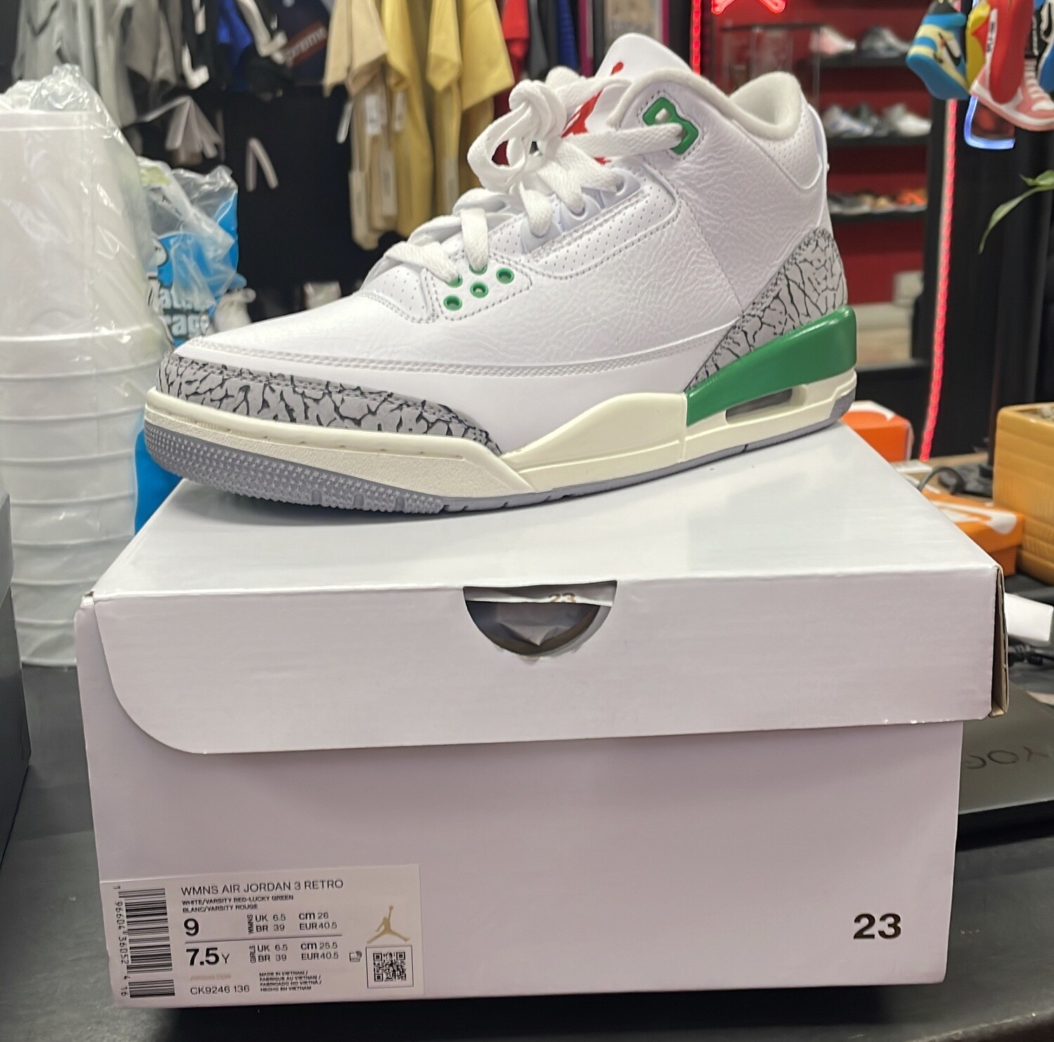 WAJ 3 RET WHT/GRN (9.5) 7.5y