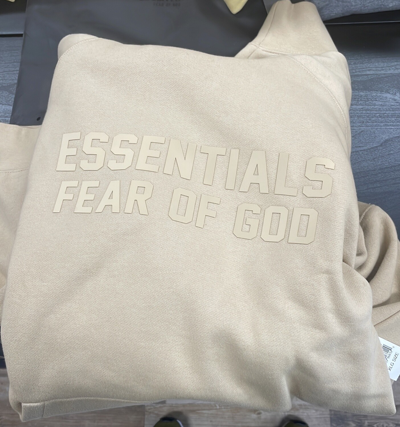 ESSENTIALS HOODIE SAND (LARGE)