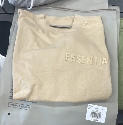 ESSENTIALS T-SHIRT SAND (XS)