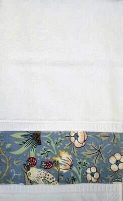 STRAWBERRY THIEF BLUE - TRIMMED GUEST TOWEL