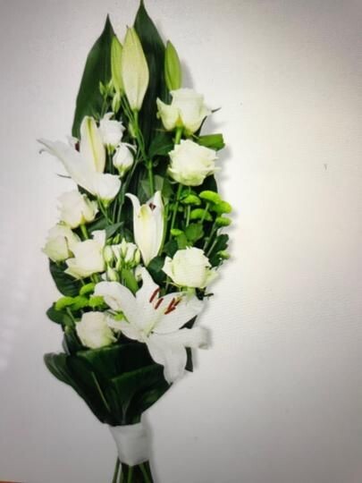 #2 - Gerbe de fleurs blanches