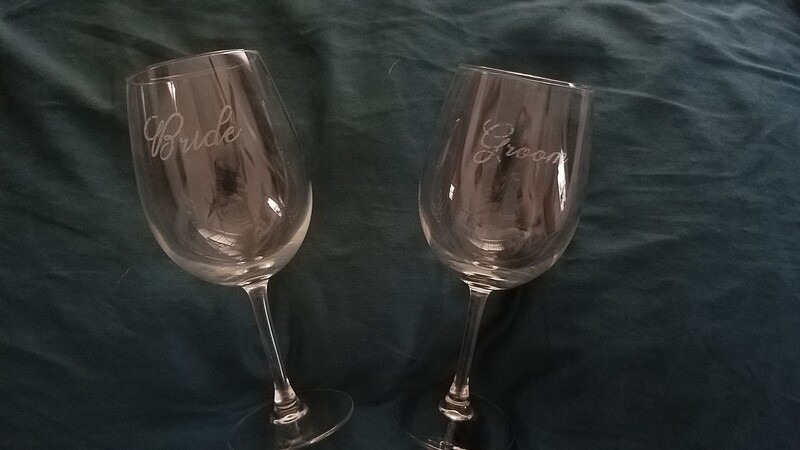 8 Oz Laser-Etched Wine Glasse