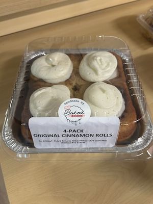 Baked & Glazed Cinnamon Roll 4 pack
