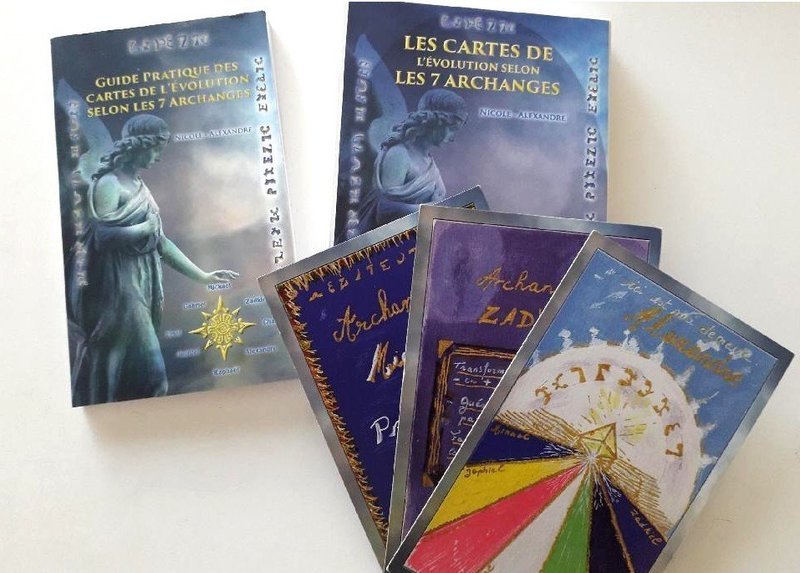 Coffret de l’Évolution selon les 7 archanges grand format 11 x 15 cm
