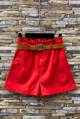 Short rouge