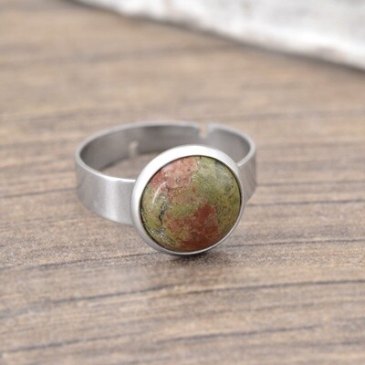 Bague réglable avec UNAKITE