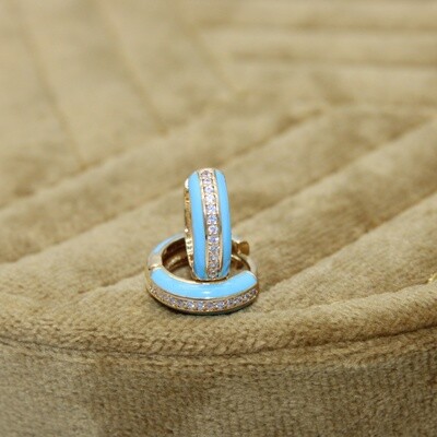 - Boucles d&#39;oreilles en plaqué or -