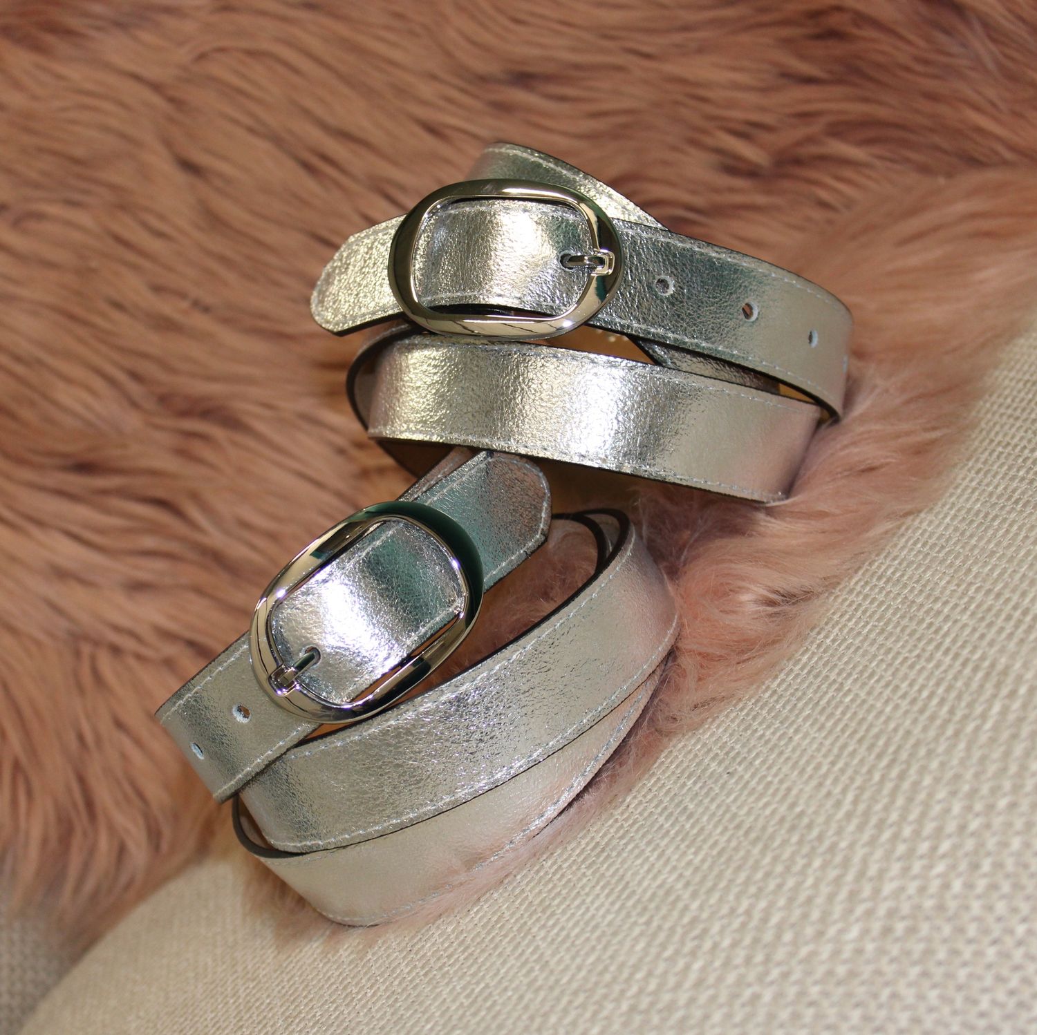 Ceinture en cuir argentée métallisée