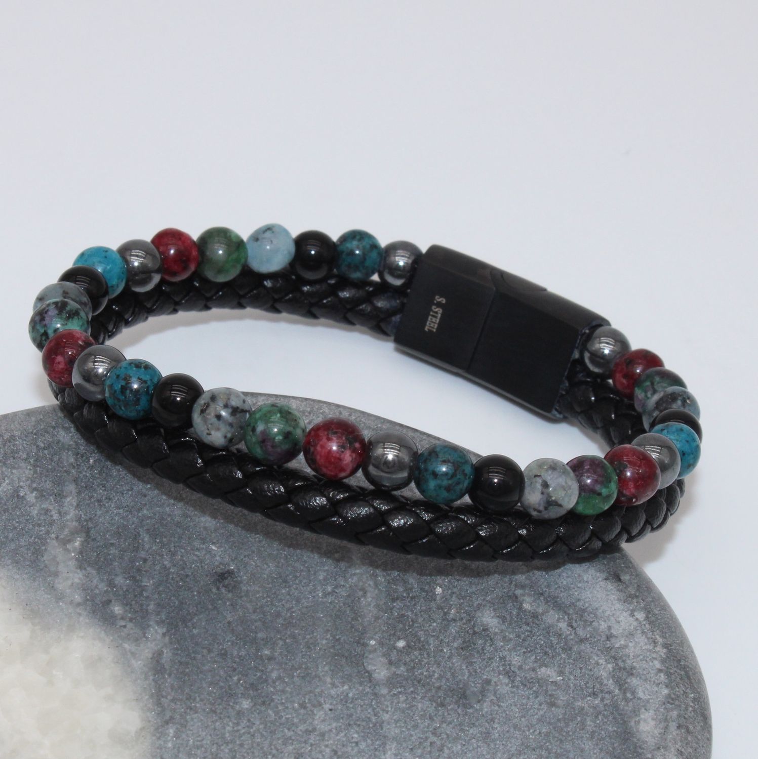 Bracelet en cuir noir et granit
