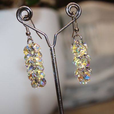 Boucles d&#39;oreilles en argent et cristaux