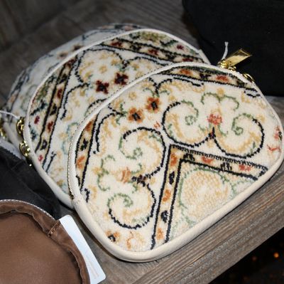 Porte monnaie en cuir et molleton beige