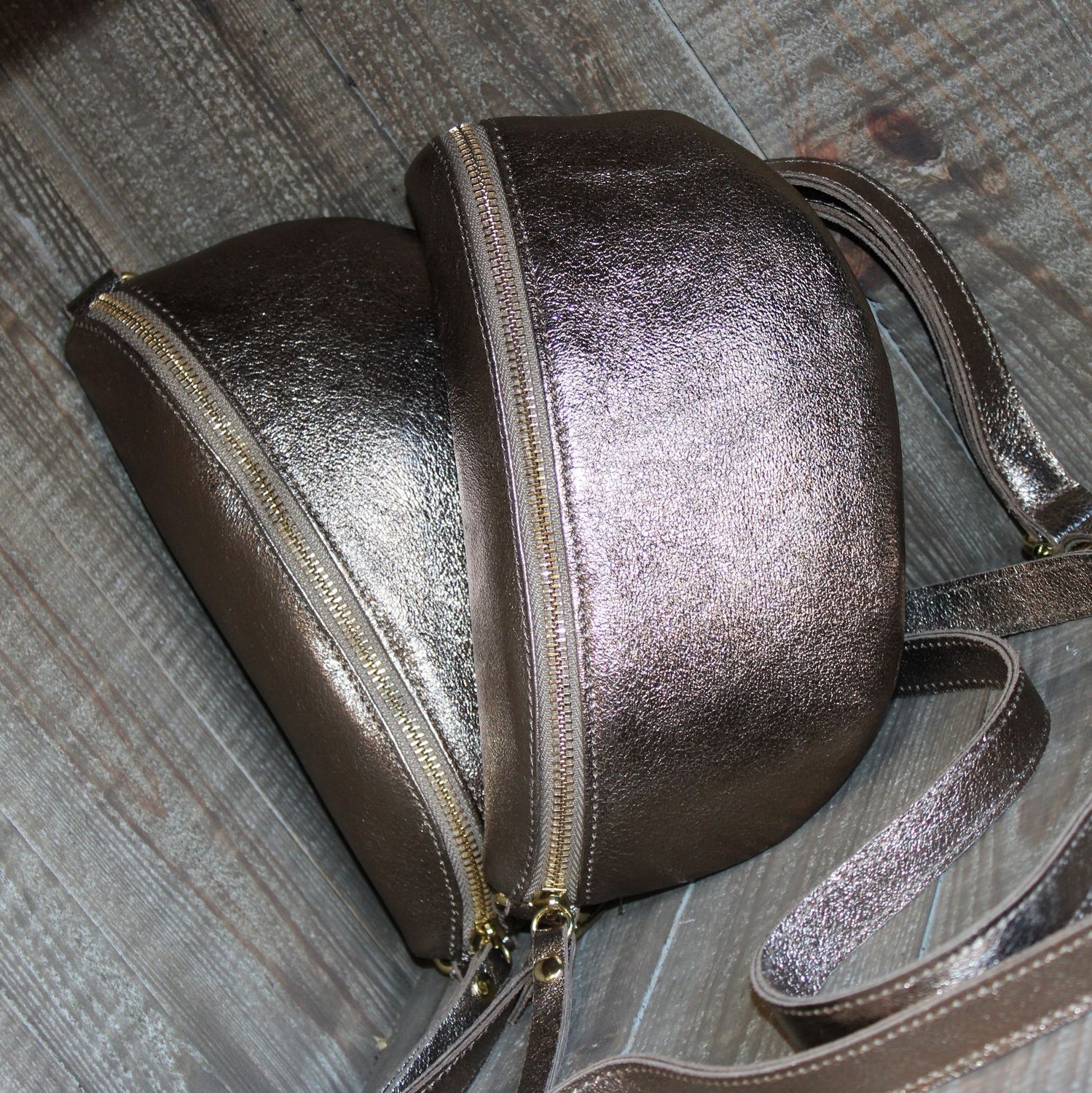 Petit sac banane en cuir BRONZE