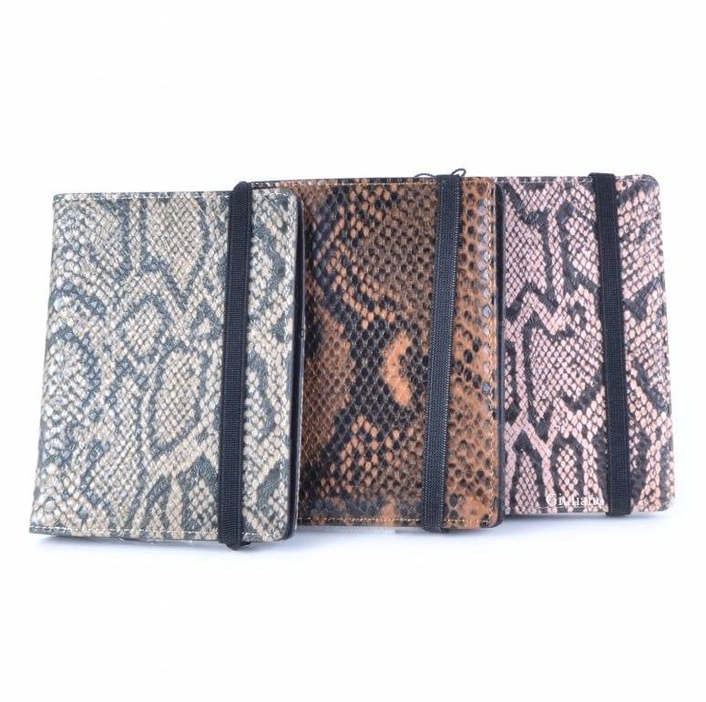 Petit porte passeport à imprimé python taupe