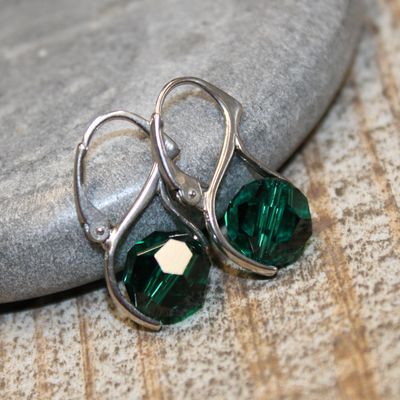 Boucles en argent  et cristal émeraude