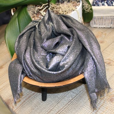 Grand foulard métallisé et noir