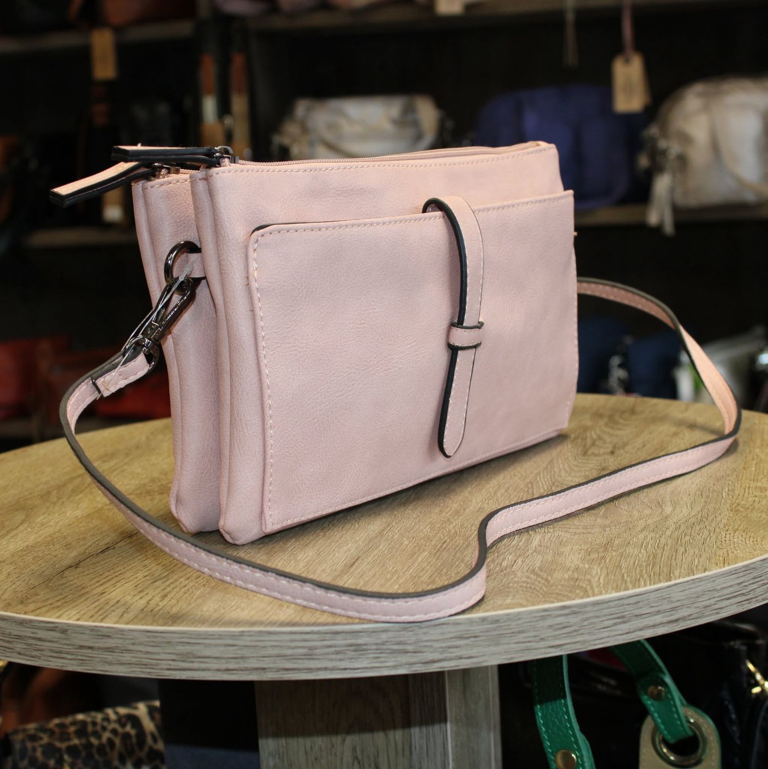 MINI PRIX: sac bandoulière en similicuir rose pâle