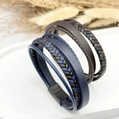 Bracelet en cuir marron et acier inoxydable