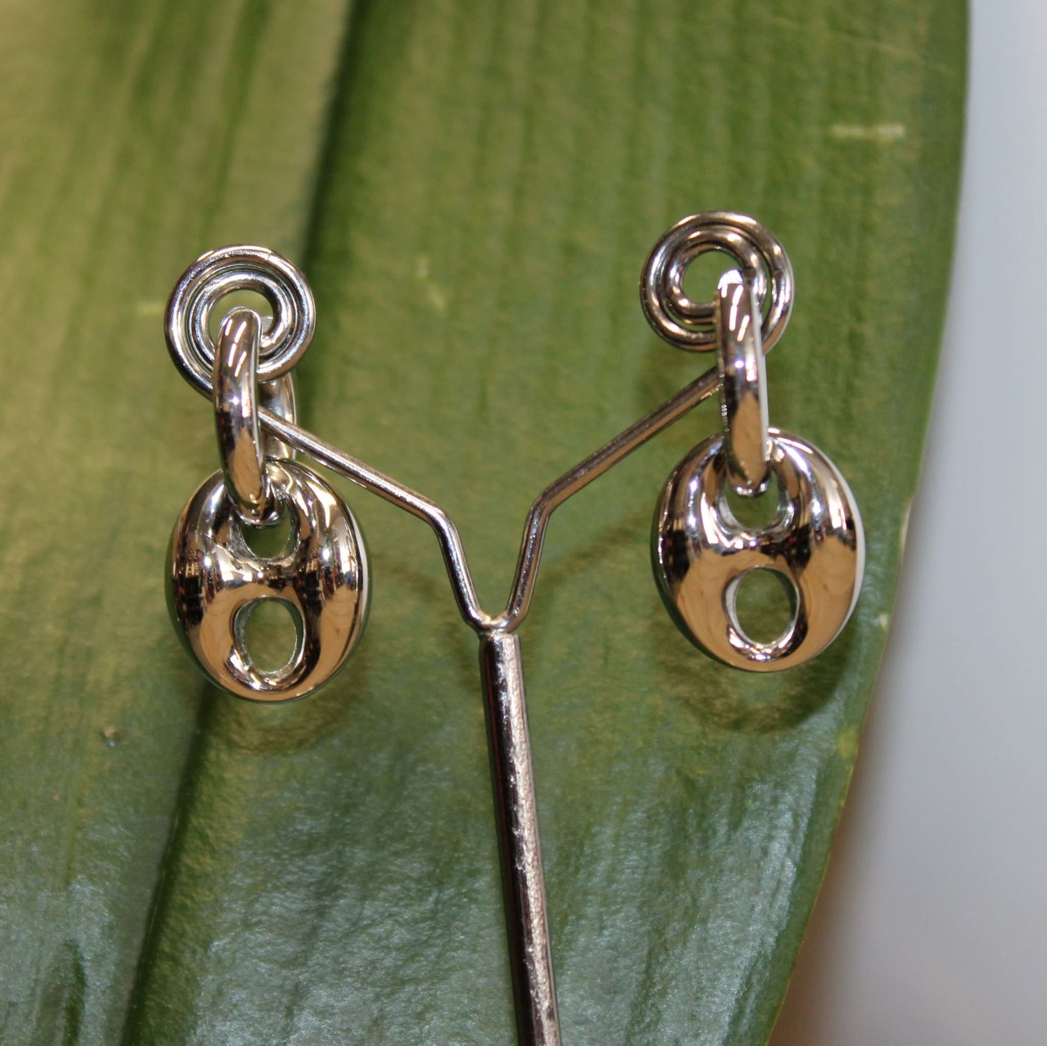 Boucles d&#39;oreilles &quot;grain de café&quot; en acier