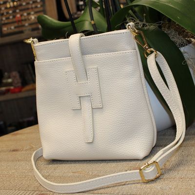 Petit sac bandoulière en cuir beige