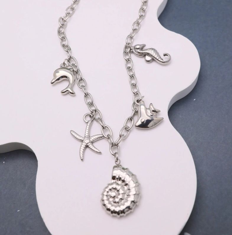 Collier breloque &quot;Marine&quot; en acier