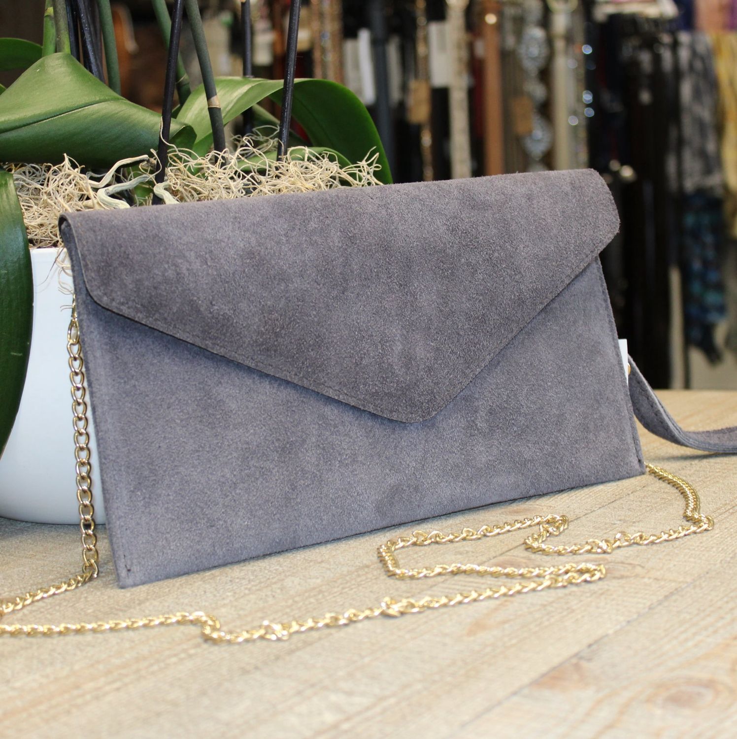 Pochette en cuir~
