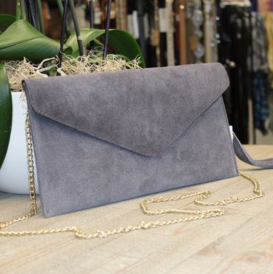 Pochette en cuir~