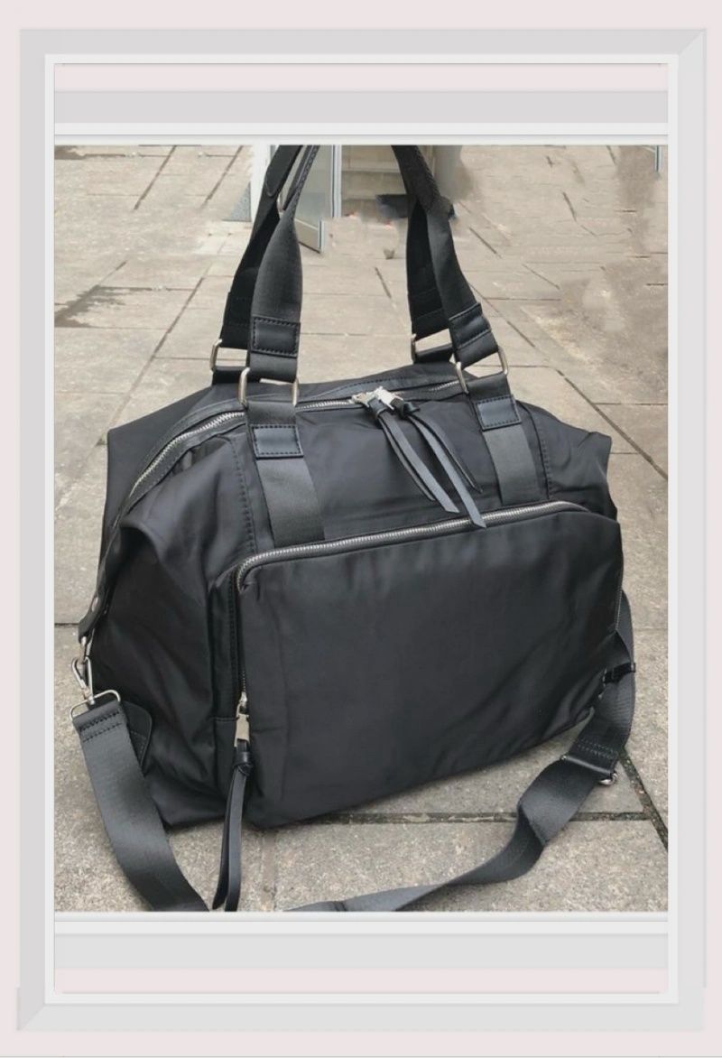 Sac de voyage en similicuir et nylon